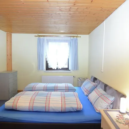 Дом отдыха Charming Holiday In Cranzahl Near The Forest