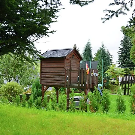 Дом отдыха Charming Holiday In Cranzahl Near The Forest