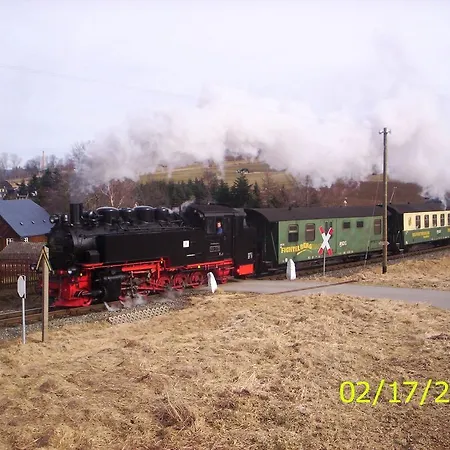 Charming Holiday In Cranzahl Near The Forest Дом отдыха *